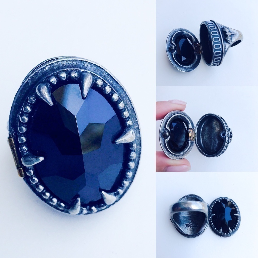 Oversized Black Draconian Poison Ring Alchemy 9